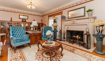 721 6th Ave E, Alexandria, MN 56308