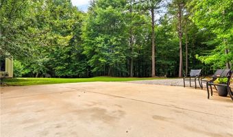 900 DAKOTA Dr, Auburn, AL 36830
