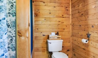333 Smithfield Rd, Belgrade, ME 04917