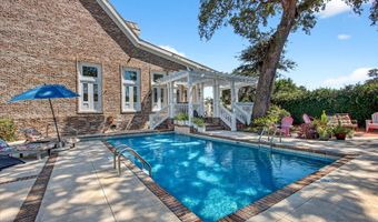 1611 Glenn Swetman St, Biloxi, MS 39530