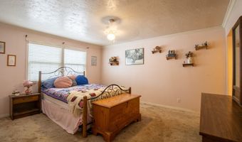 261 W PARK Ln N, Centerville, UT 84014