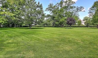 69 Nayatt Rd, Barrington, RI 02806