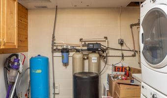 19948 W Glenn Hwy, Chickaloon, AK 99674