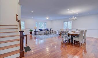 23 Pine Top Rd, Barrington, RI 02806