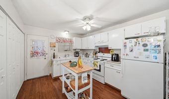 2978 Lee Marie Dr, Adrian, MI 49221