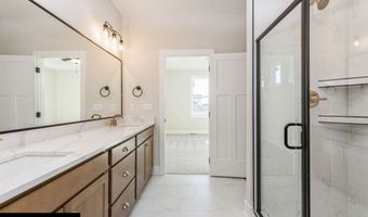 413 NE 59th St, Ankeny, IA 50021