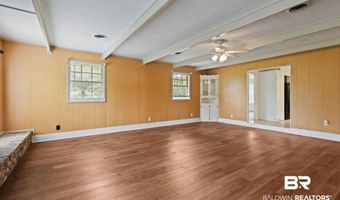 384 Old Bratt Rd, Atmore, AL 36502