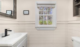 35 Hallville Rd, Exeter, RI 02822