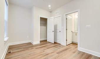2603 LIGHT St, Baltimore, MD 21230