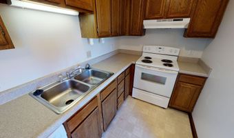 3902 3912 Ontario St, Ames, IA 50014