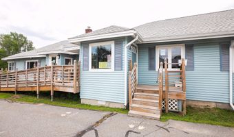 875 Hammond St, Bangor, ME 04401
