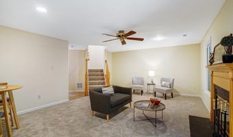 7044 FIELDHURST Ct, Alexandria, VA 22315