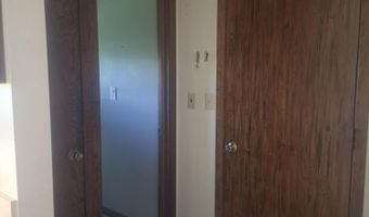 3615 E Melgaard Rd, Aberdeen, SD 57401