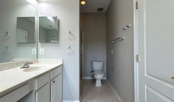24721 CLOCK TOWER Sq, Aldie, VA 20105
