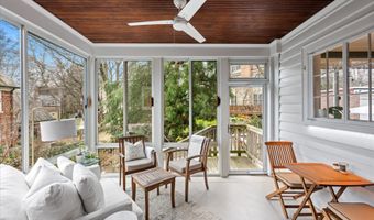 4820 LINNEAN Ave NW, Washington, DC 20008