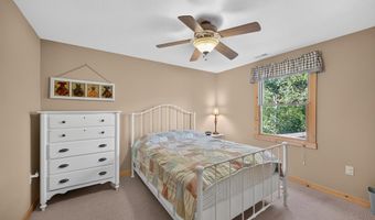 14 VICKIE Way, Basye, VA 22810