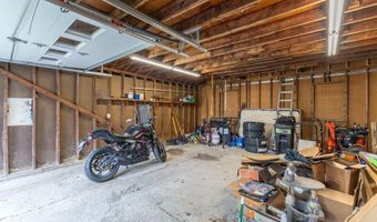 177 Birch St, Bangor, ME 04401