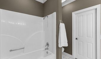 17 Charleston Cir, Brandon, MS 39047