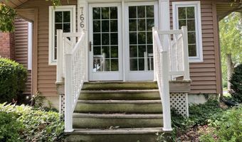 766 W Clark St, Berne, IN 46711