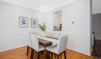 534 WINDING ROSE Dr, Rockville, MD 20850