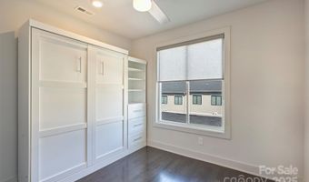 919 Cityscape Dr, Charlotte, NC 28205