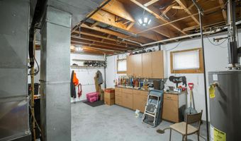711 E Chubb St, Algona, IA 50511
