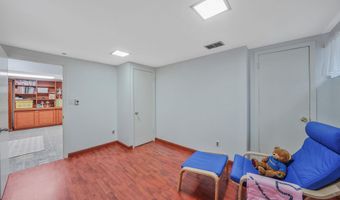 140 Dogwood Rd, Albertson, NY 11576