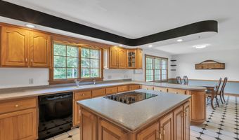 192 Palmer Rd, Chaplin, CT 06235