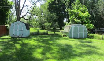 612 Liberty St, Alma, MI 48801
