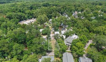 5 Bishop Rd, Beaufort, SC 29906