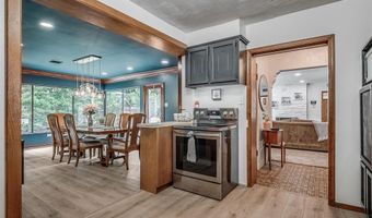 4004 N Thompkins Ave, Bethany, OK 73008