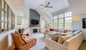 1 Northwest Psge, Barrington, RI 02806