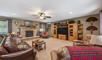 1984 35th Ave, Alden, WI 54020