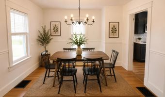 84 14th St, Bangor, ME 04401