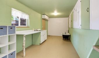 840 Harmony Ln, Ashland, OR 97520