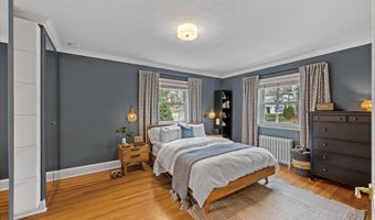 4820 LINNEAN Ave NW, Washington, DC 20008