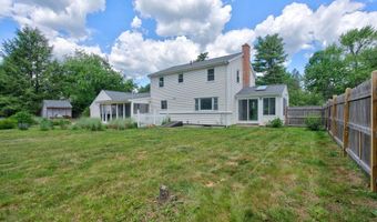 10 Hemlock Rd, Andover, MA 01810