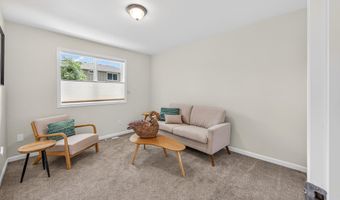 2990 NE Wells Acres Rd, Bend, OR 97701
