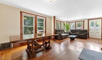 215 Dewey St, Bennington, VT 05201