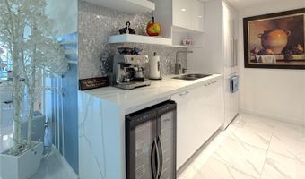 20379 W Country Club Dr 2334, Aventura, FL 33180