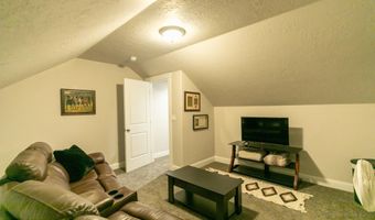 224 Mary Lou Ln, Fernley, NV 89408
