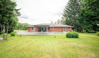 9404 River Rd, Algonac, MI 48001