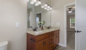 103 Crossbridge Ln, Autryville, NC 28318