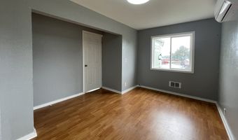 95 12TH St, Bandon, OR 97411