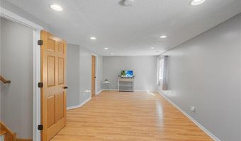 741 Morrison Ave S, Annandale, MN 55302