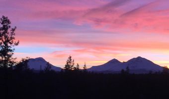 67422 Trout Ln, Bend, OR 97703