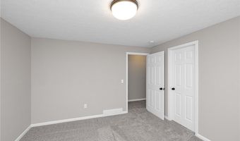 48903-48905 N Ridge Rd, Amherst, OH 44001