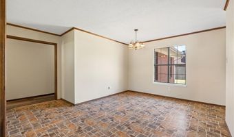 2205 Meadow Ln, Barling, AR 72923