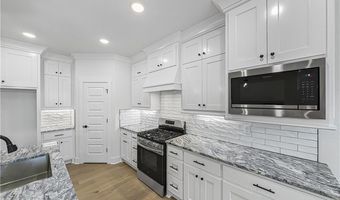 720 Marianne St, Bentonville, AR 72713