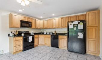 673 Metacom Ave 50, Bristol, RI 02809